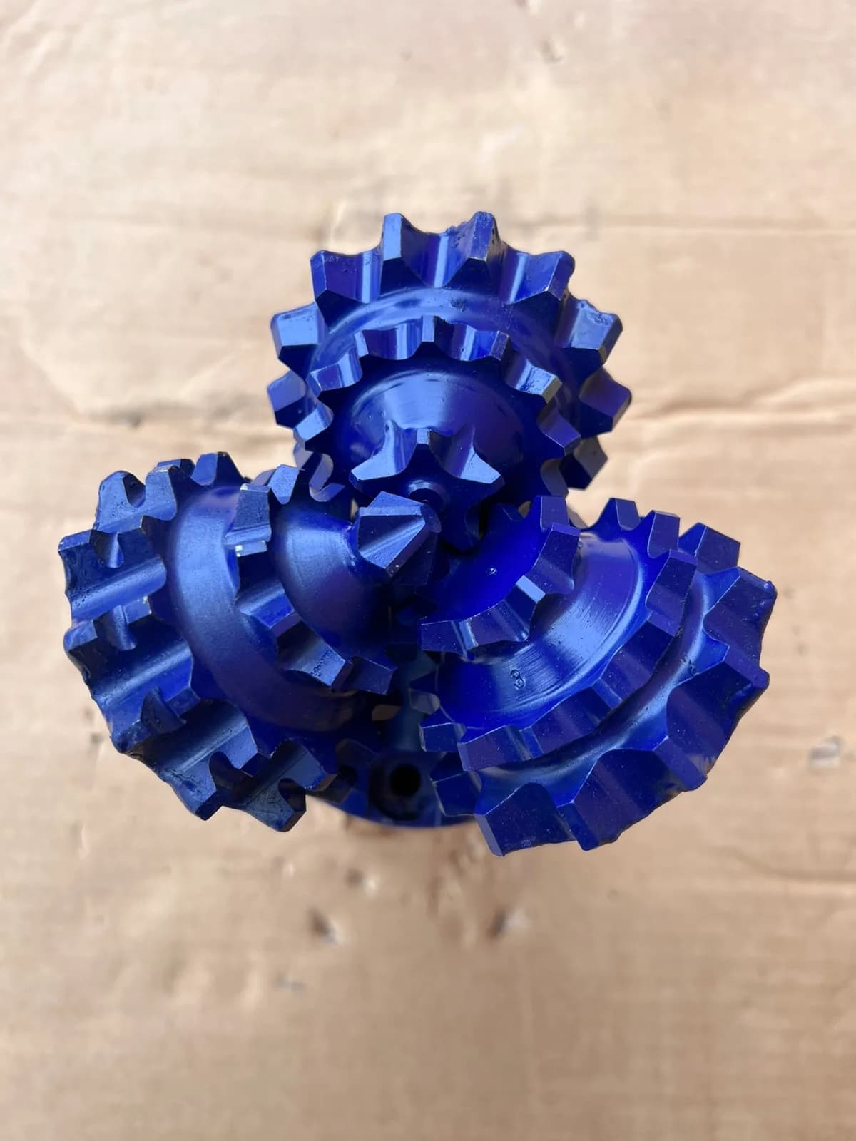 120.6 mm (4 3/4") Tricone Bit with Milled Steel Teeth, open bearing, IADC 213, 2 7/8 API Reg — NRB