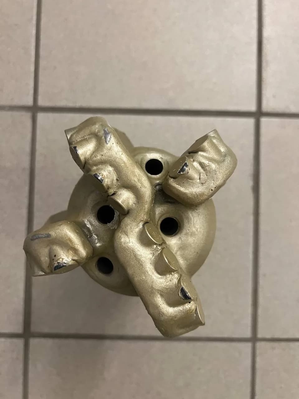 139.7 mm (5 1/2") PDC Bit (4, 5 and 6 blades), IADC S233, 2 7/8 API Reg — VBM