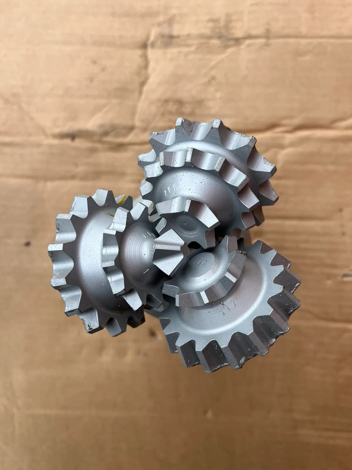 120.6 mm (4 3/4") Tricone Bit with Milled Steel Teeth, open bearing, IADC 211, 2 7/8 API Reg — NRB